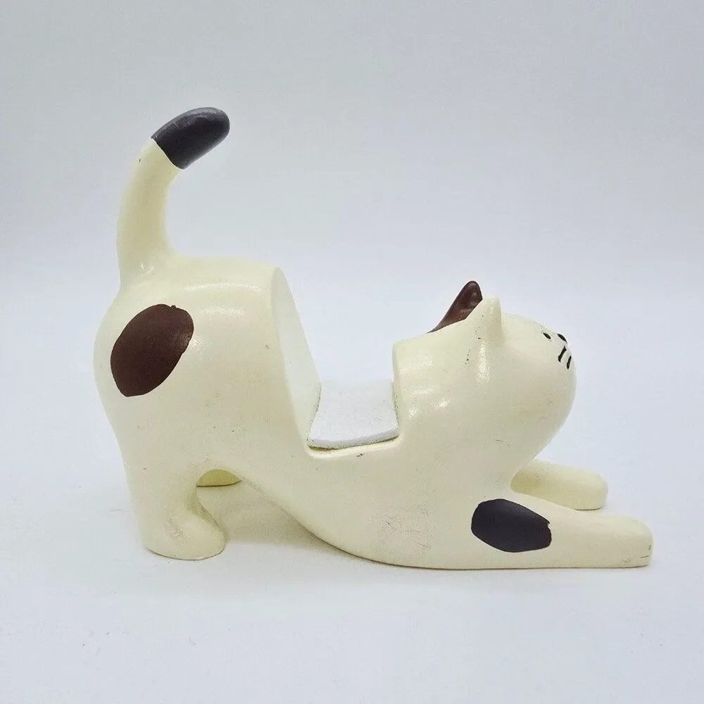 N/A stretching cat